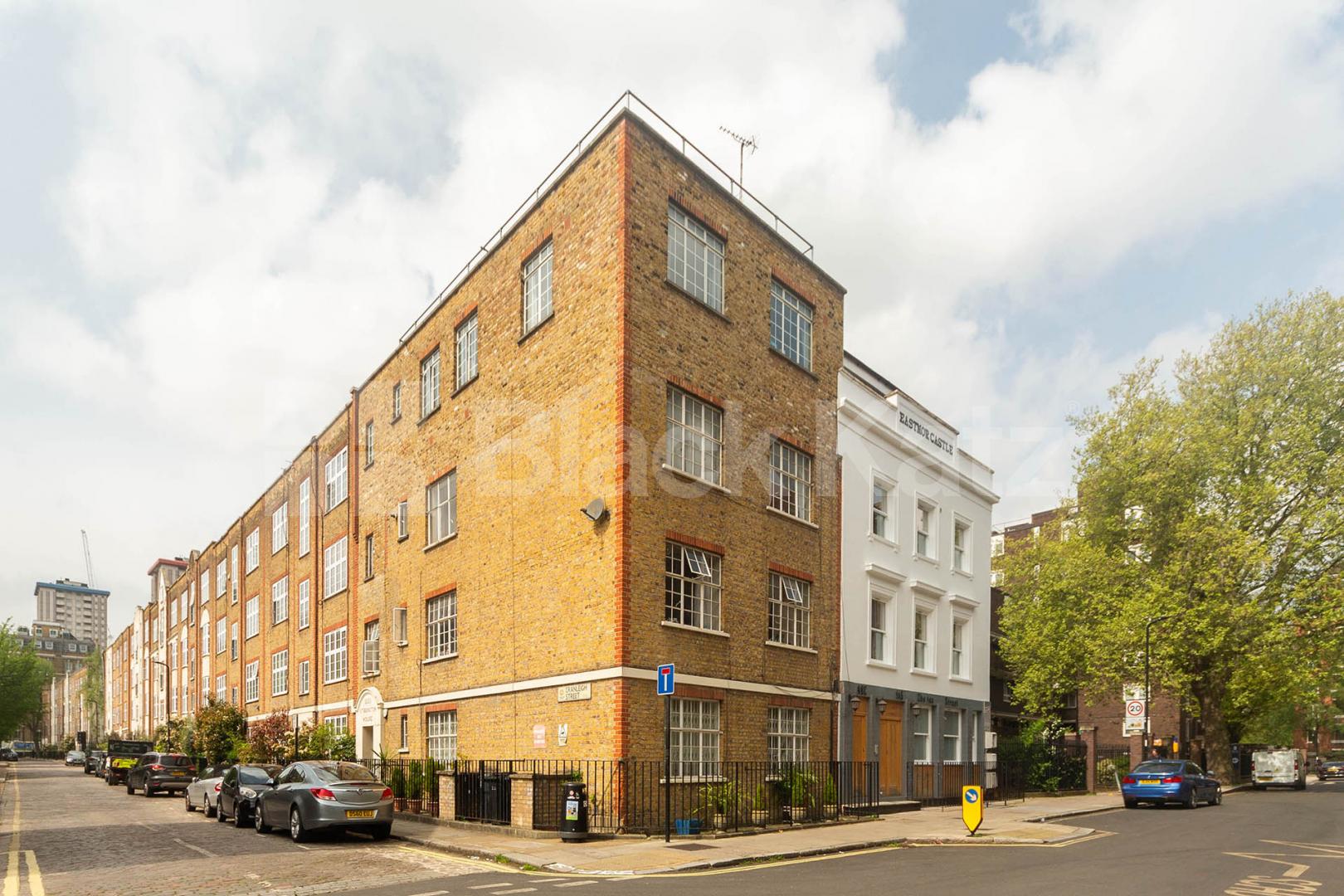 Superbly located studio in amazing location Inc. electricity Cranleigh Street, Camden